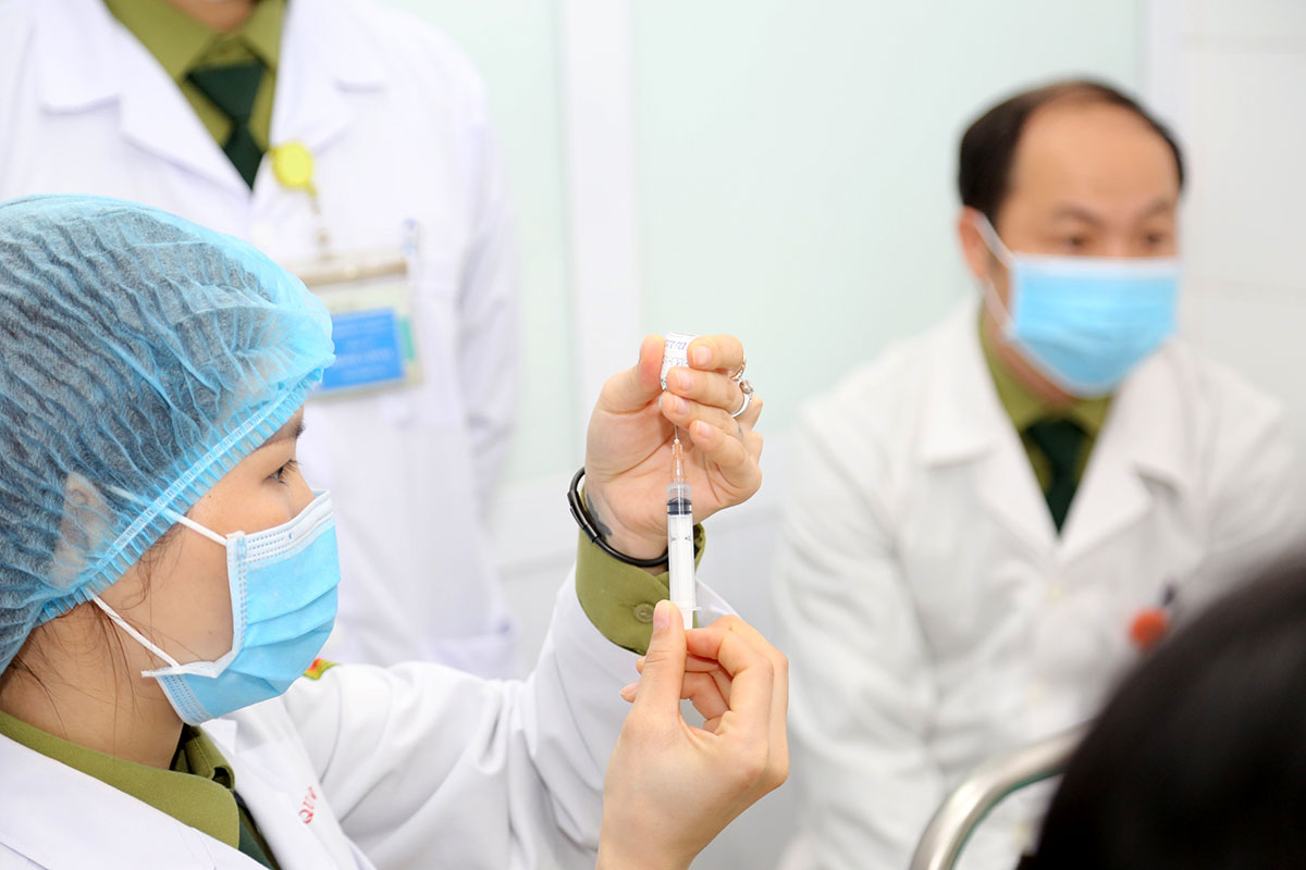 Việt Nam tự tin thử nghiệm vắcxin thứ 2 phòng Covid19