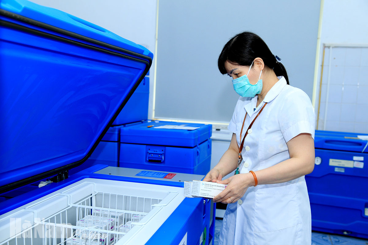 Hà Nam tiếp nhận 7700 liều vắc xin phòng COVID19 AstraZeneca đợt 3