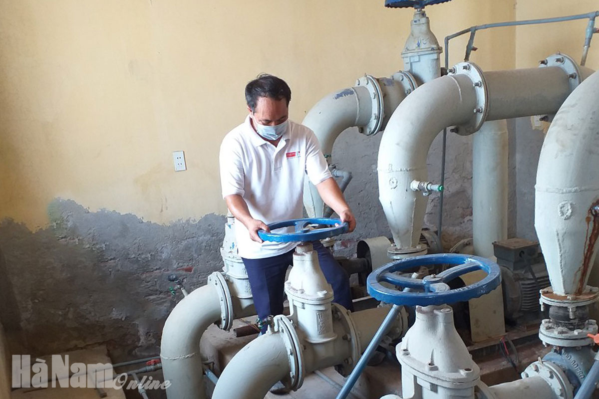 Nhà máy Nước sạch Hưng Công cải tạo hệ thống thiết bị để cấp nước ổn định bảo đảm chất lượng