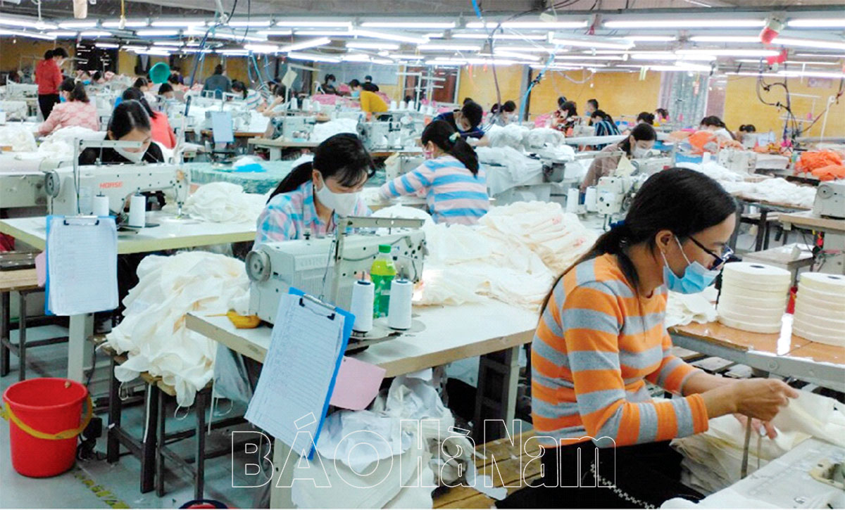 Nhiều việc làm thiết thực của Trung tâm Phát triển cụm công nghiệp thị xã Duy Tiên