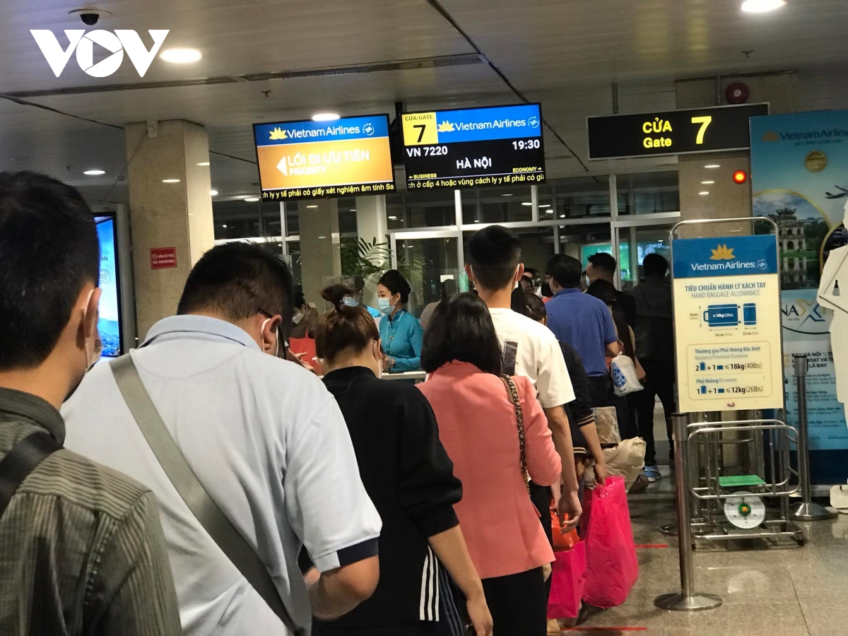 Khách bay nội địa dịp Tết cần biết quy định mới về điều kiện phòng dịch 