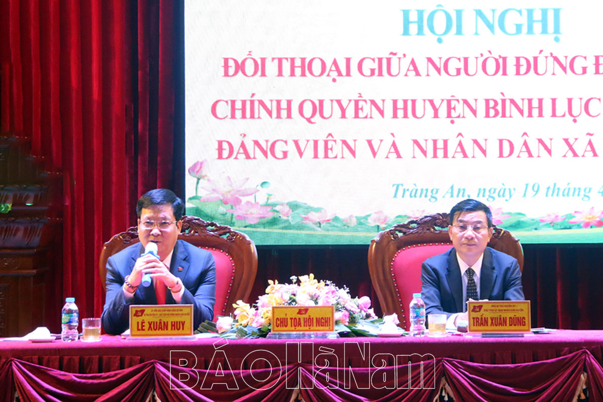 Bình Lục đối thoại giữa người đứng đầu cấp ủy chính quyền với cán bộ đảng viên nhân dân xã Tràng An