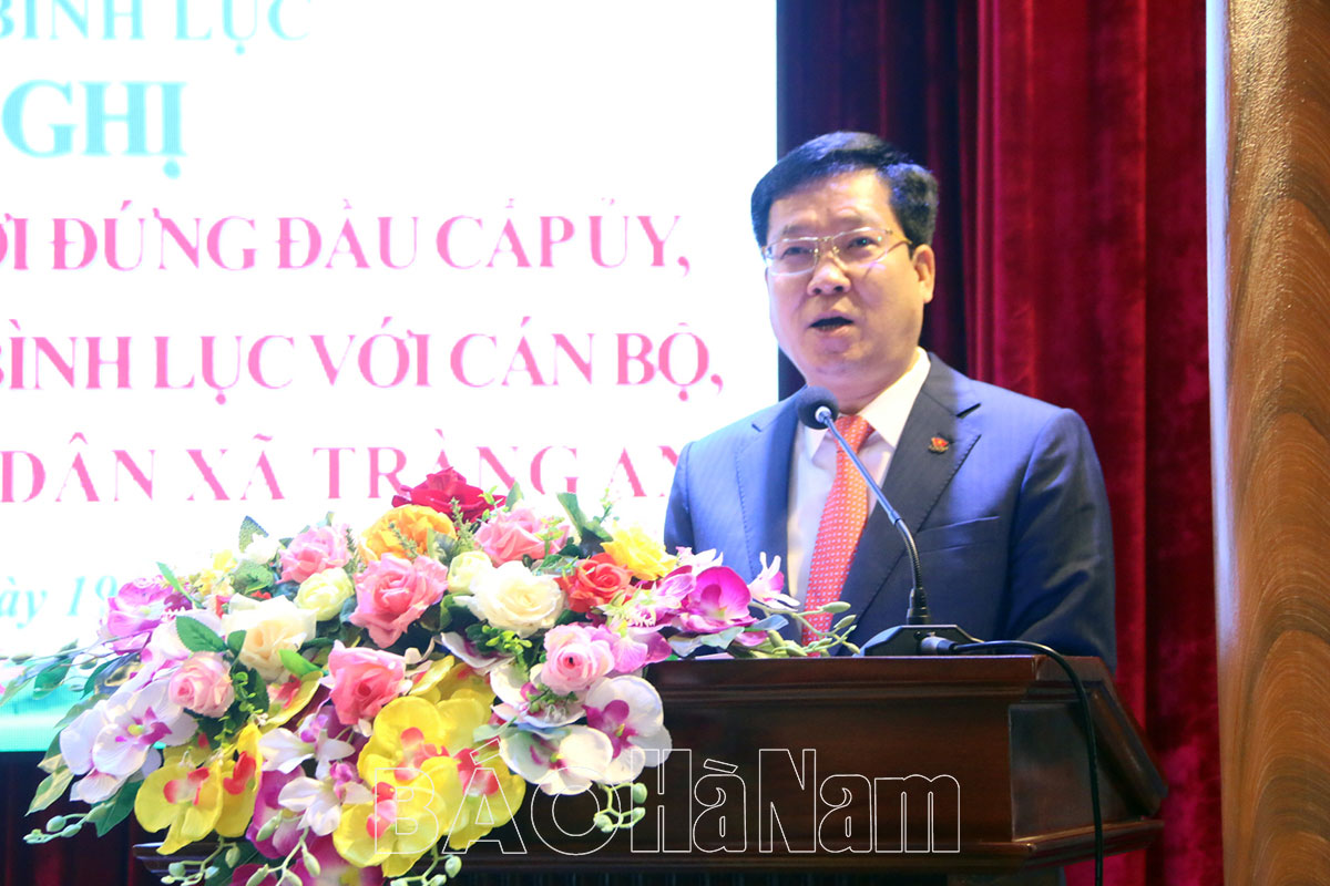 Bình Lục đối thoại giữa người đứng đầu cấp ủy chính quyền với cán bộ đảng viên nhân dân xã Tràng An