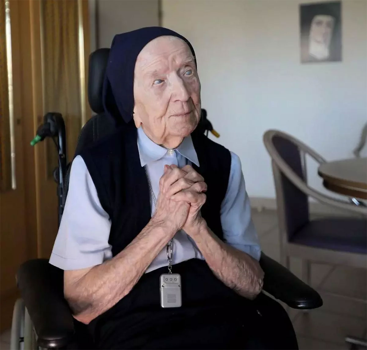 Nữ tu sĩ Pháp trở thành người cao tuổi nhất thế giới