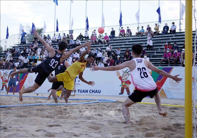 Khởi tranh môn bóng ném bãi biển Việt Nam và Philipines đều giành thắng lợi​