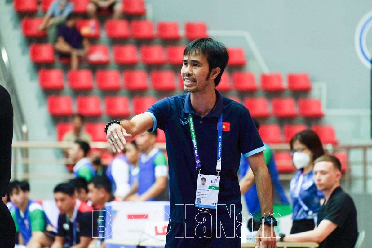 Live Hết hiệp 1 Đội tuyển Futsal nam Việt Nam tạm dẫn trước Đội tuyển Indonesia 10
