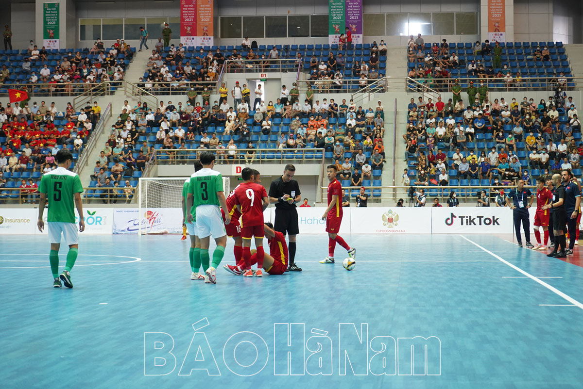 Live Đội tuyển Futsal nam Việt Nam vẫn tạm dẫn trước Đội tuyển Indonesia 10