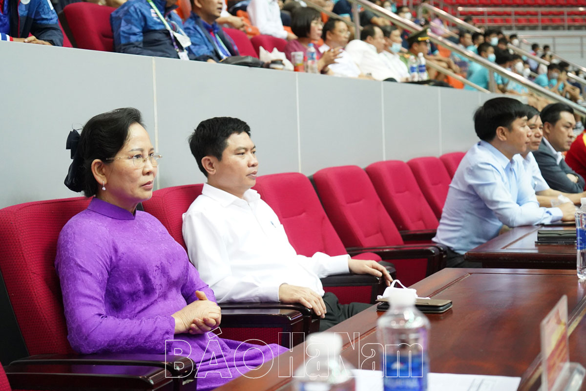 Không thể vượt qua Futsal nữ Thái Lan Việt Nam lỡ Huy chương Vàng SEA Games