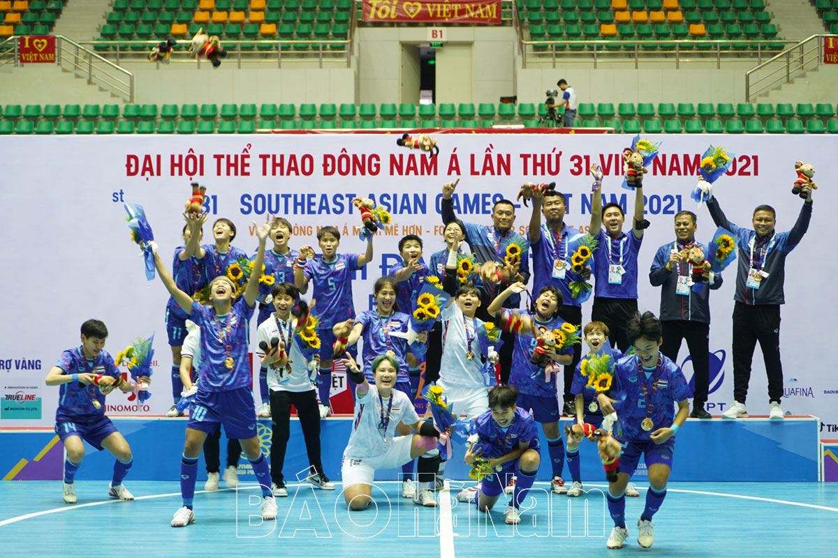 Không thể vượt qua Futsal nữ Thái Lan Việt Nam lỡ Huy chương Vàng SEA Games
