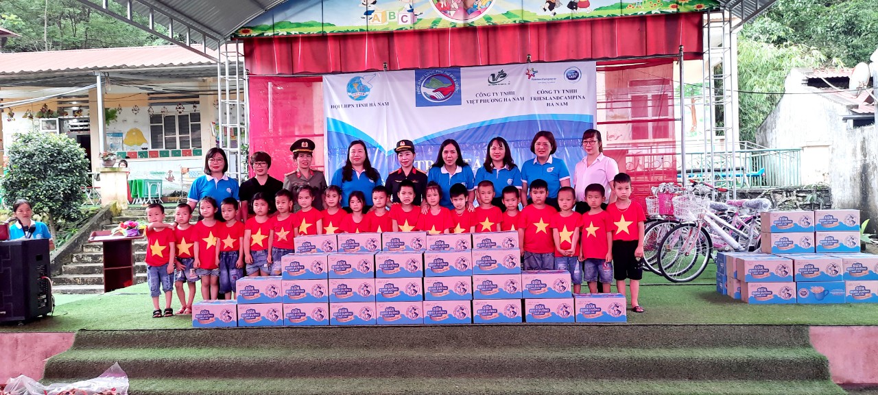 HỘI PHỤ NỮ CƠ QUAN BỘ CHQS TỈNH HÀ NAM THAM GIA CHƯƠNG TRÌNH“ĐỒNG HÀNH CÙNG PHỤ NỮ BIÊN CƯƠNG” TẠI TỈNH CAO BẰNG