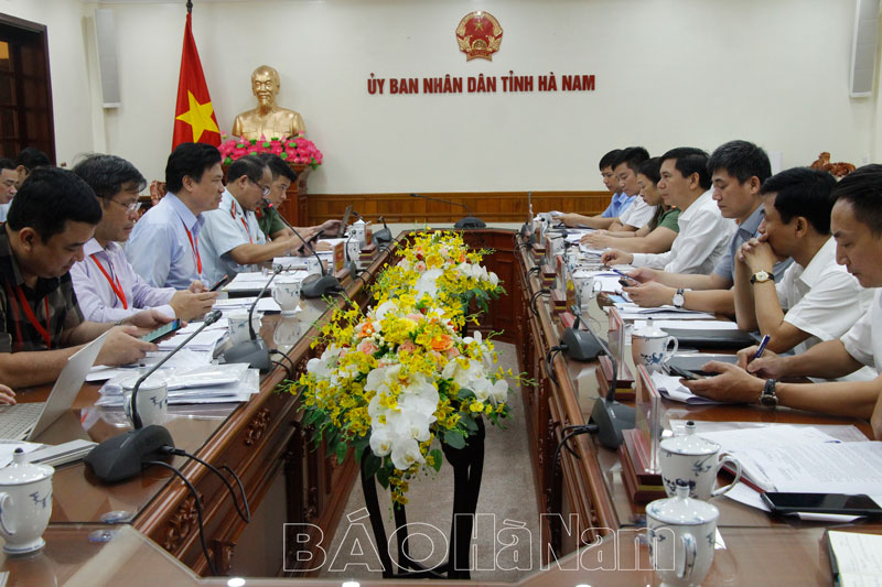 Đoàn công tác của Bộ GDĐT kiểm tra công tác chuẩn bị Kỳ thi tốt nghiệp năm 2022 tỉnh Hà Nam
