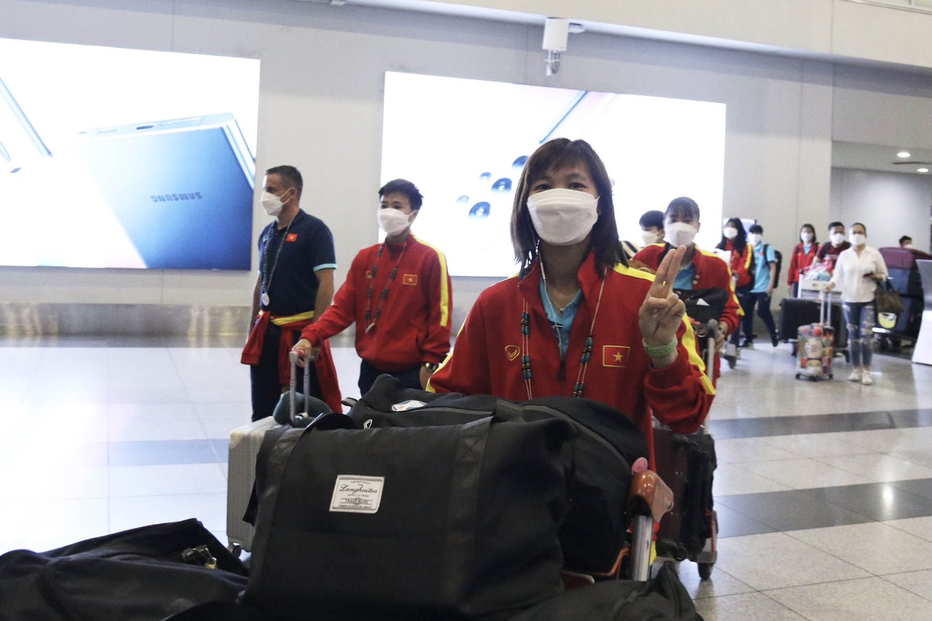 Đội tuyển nữ Việt Nam tới Philippines bắt đầu hành trình tại Giải vô địch Đông Nam Á