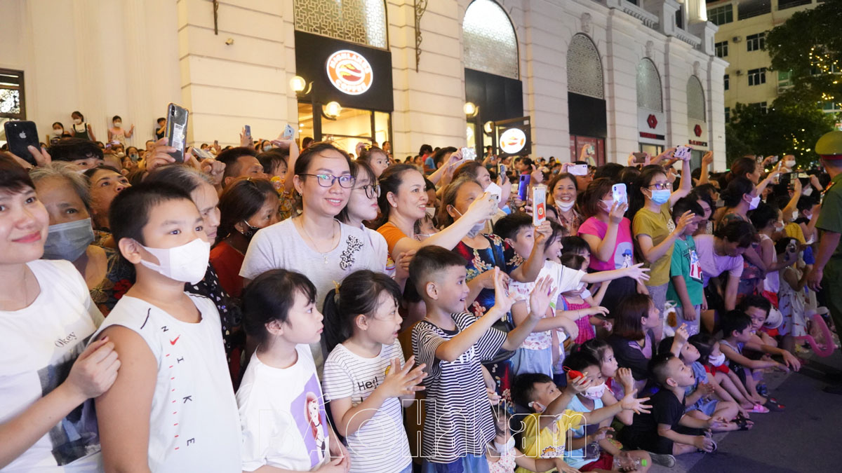 Tưng bừng Lễ hội đường phố Carnival Hà Nam 2022