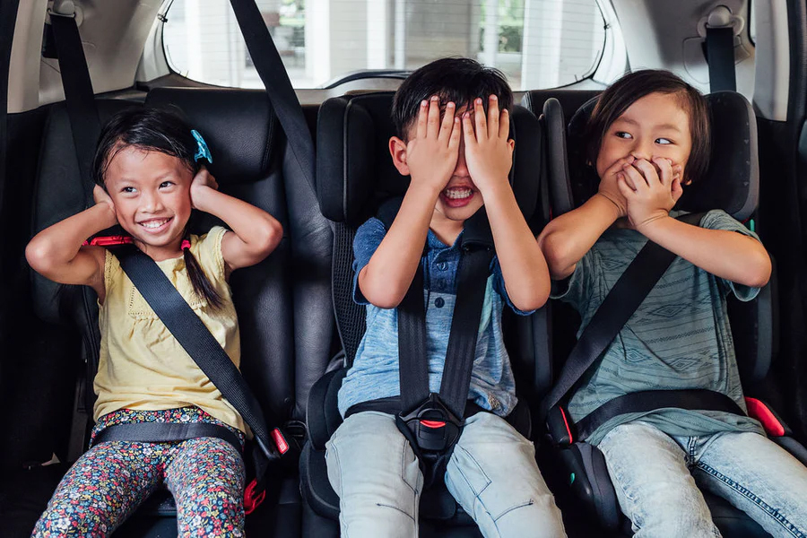 Những nguyên tắc ít người để ý khi chở trẻ em trên ôtô