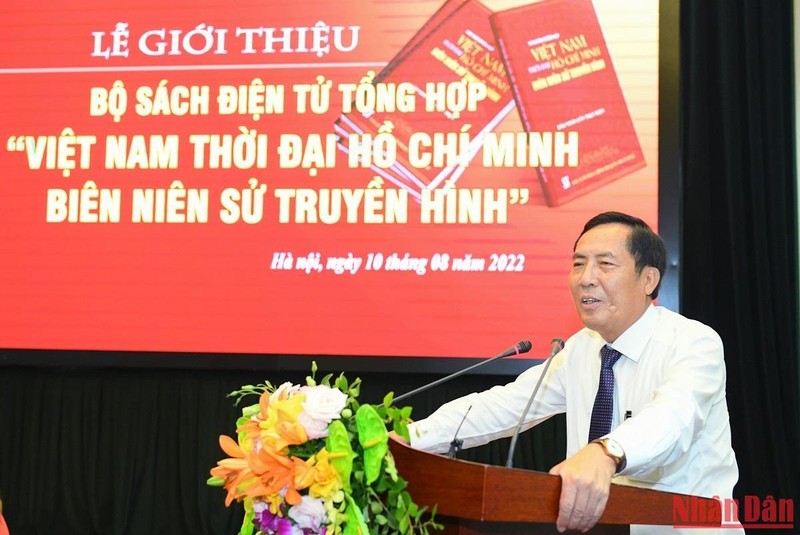 Ra mắt bộ sách điện tử “Việt Nam thời đại Hồ Chí Minh  Biên niên sử truyền hình”