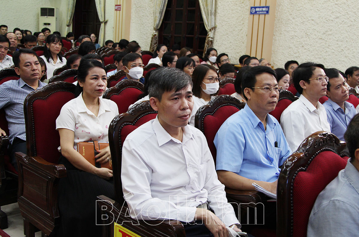Đảng ủy Khối các cơ quan tỉnh tổ chức học tập quán triệt nội dung Tác phẩm của Tổng Bí thư Nguyễn Phú Trọng