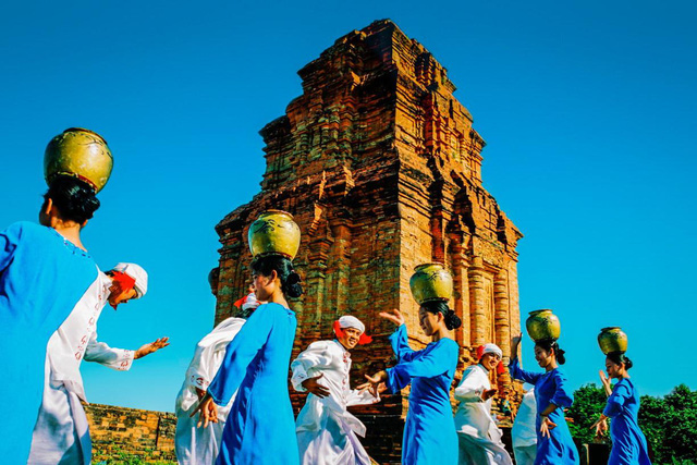 5 điểm đến ở Việt Nam để tận hưởng không khí lễ hội mùa thu