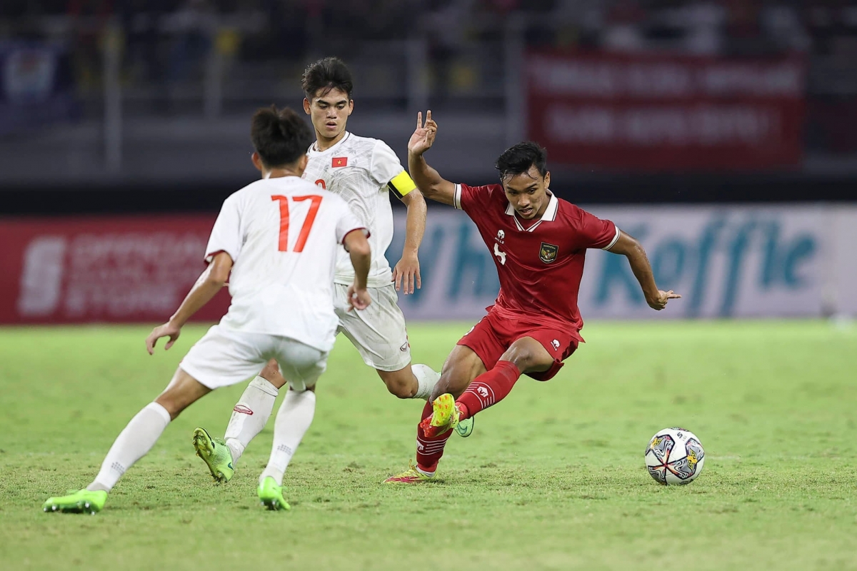 U20 Việt Nam thua đáng tiếc U20 Indonesia sau màn rượt đuổi tỷ số