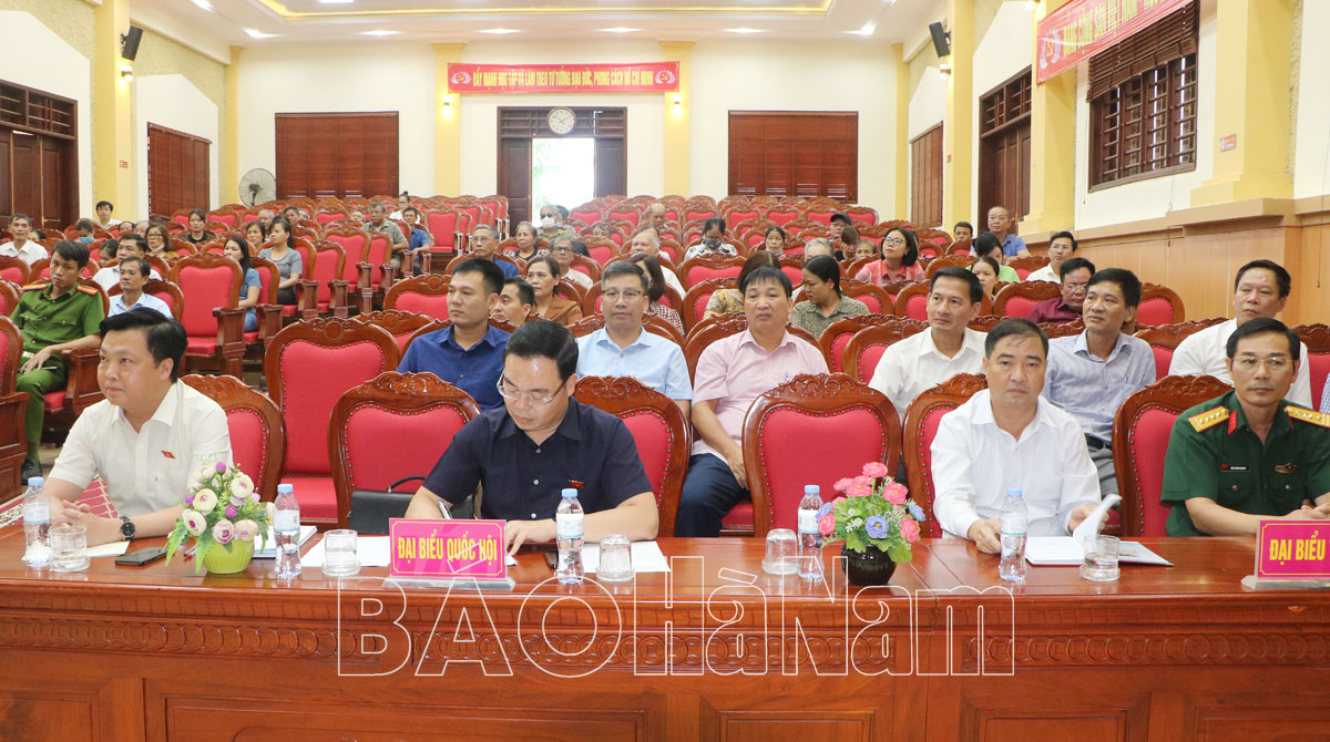 Chiều 410 Đoàn ĐBQH tỉnh tiếp xúc cử tri tại huyện Kim Bảng