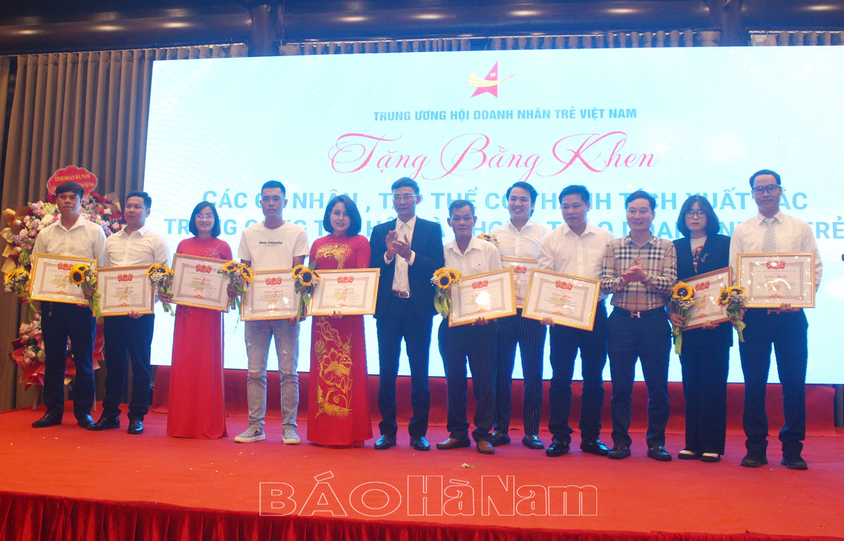 Kỷ niệm Ngày Doanh nhân Việt Nam với chủ đề “Tết doanh nhân Hà Nam 2022”