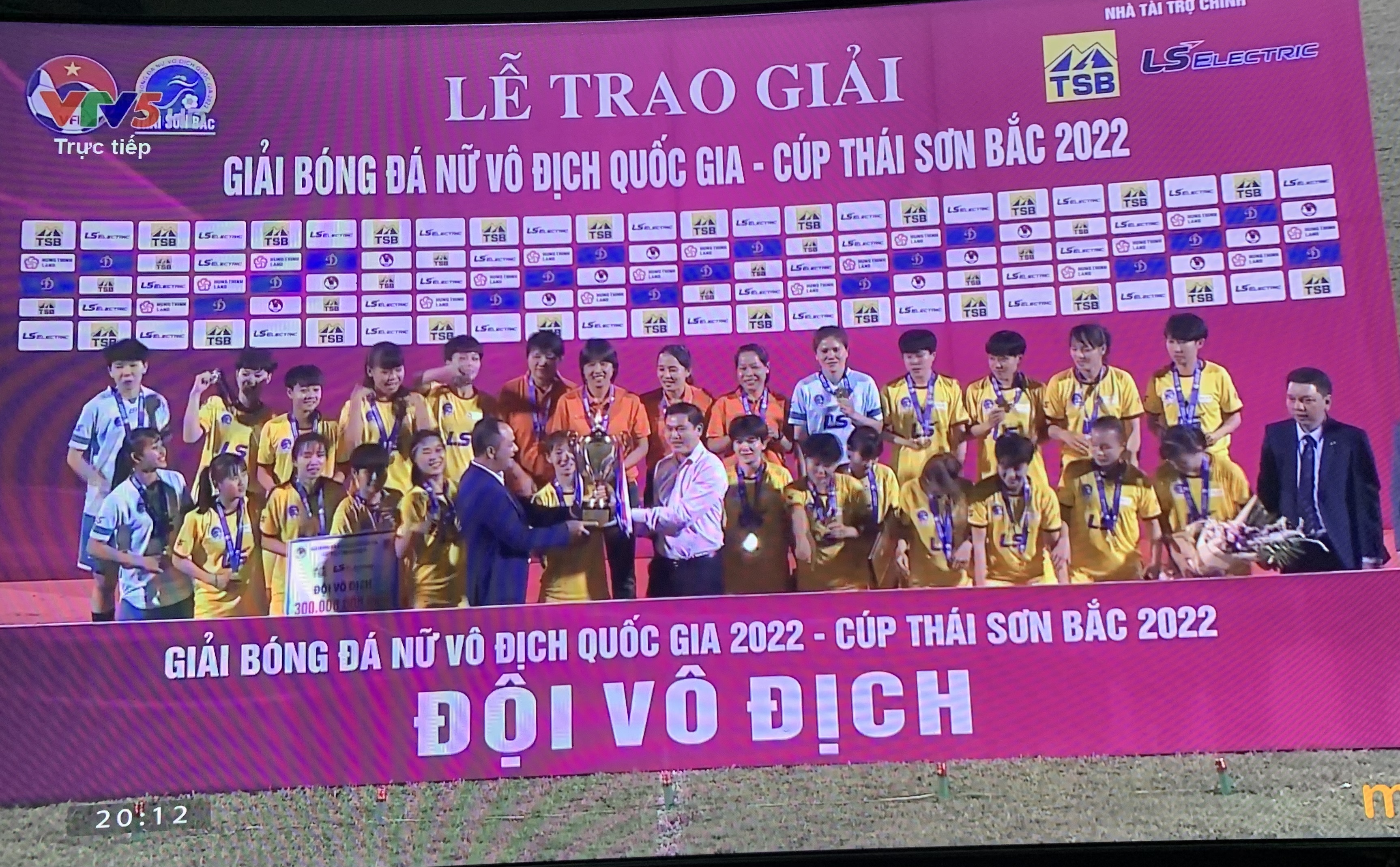 Kết thúc Giải bóng đá nữ vô địch quốc gia 2022 – Cúp Thái Sơn Bắc  Thành phố Hồ Chí Minh I giành ngôi vô địch