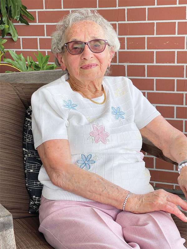 Lý do cụ bà 102 tuổi ăn thỏa thích vẫn sống lâu sống khỏe