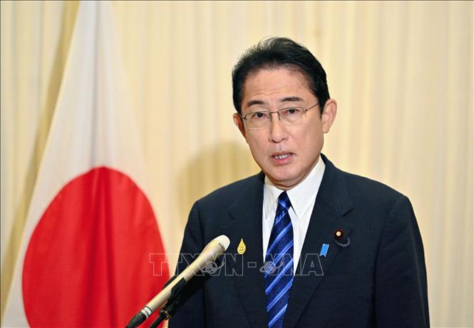 Ba bộ trưởng từ chức trong 1 tháng Nội các Nhật Bản đối mặt cơn địa chấn chính trị