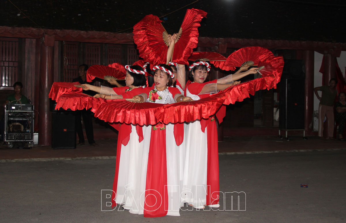 Lễ hội truyền thống làng Phù Thụy