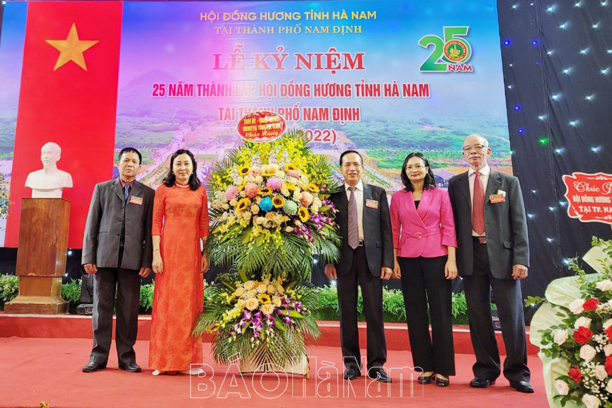 Kỷ niệm 25 năm thành lập Hội đồng hương Hà Nam tại Nam Định