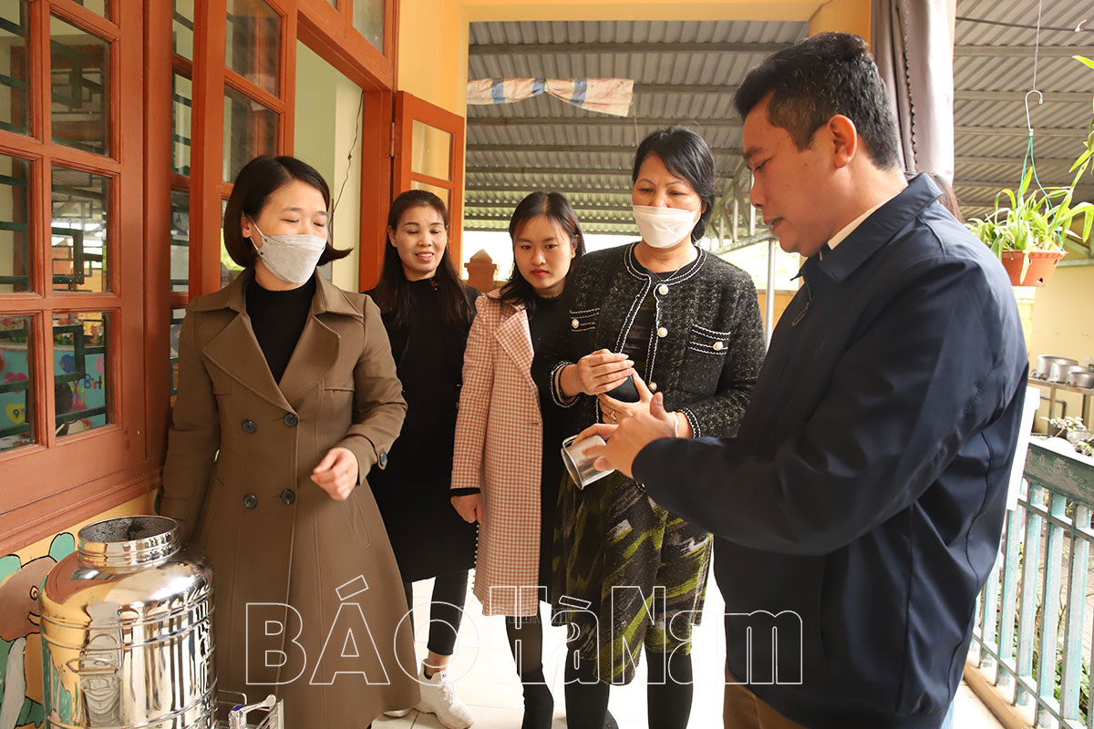 Chi cục An toàn vệ sinh thực phẩm tỉnh  kiểm tra đột xuất bếp ăn tập thể ở các cơ sở giáo dục