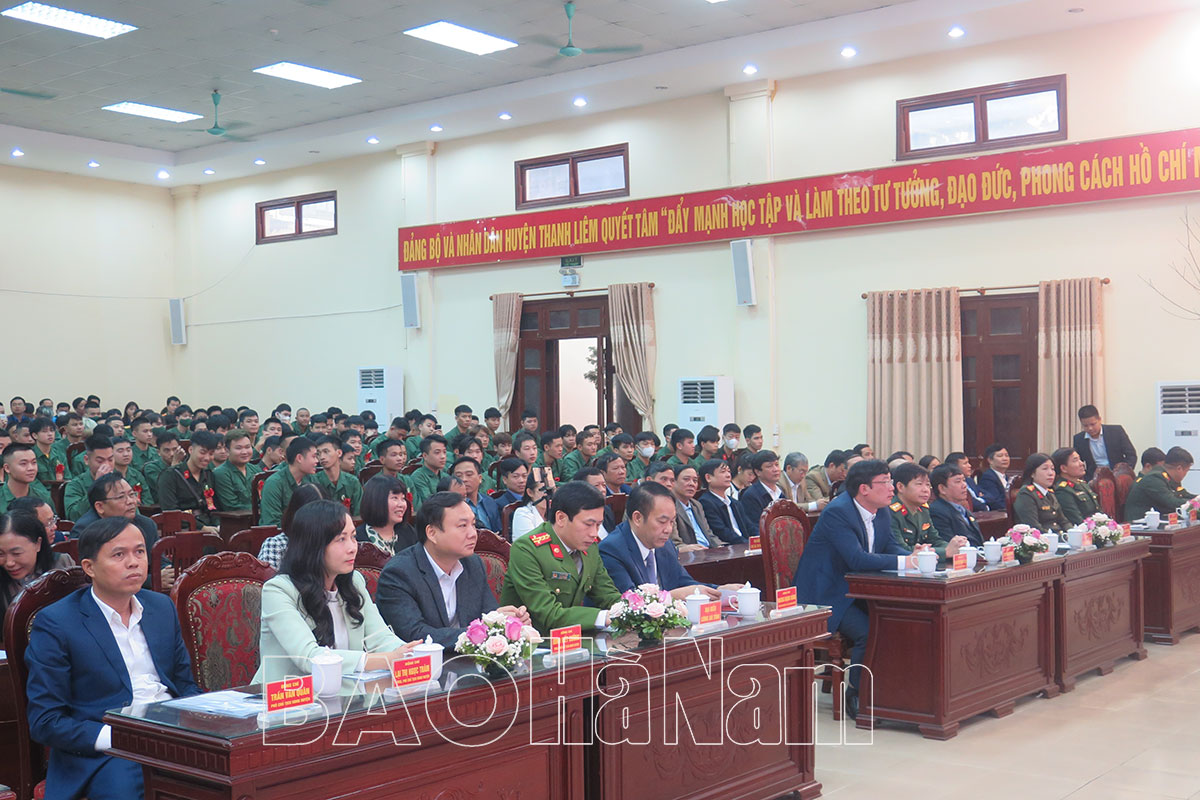 Huyện Thanh Liêm Bình Lục tổ chức “Ngày hội tòng quân” tiễn thanh niên lên đường nhập ngũ
