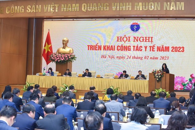 Triển khai công tác y tế năm 2023 Thủ tướng Chính phủ yêu cầu giải quyết nhanh dứt điểm các dự án tồn đọng như BV Việt Đức BV Bạch Mai BV Lão khoa cơ sở 2