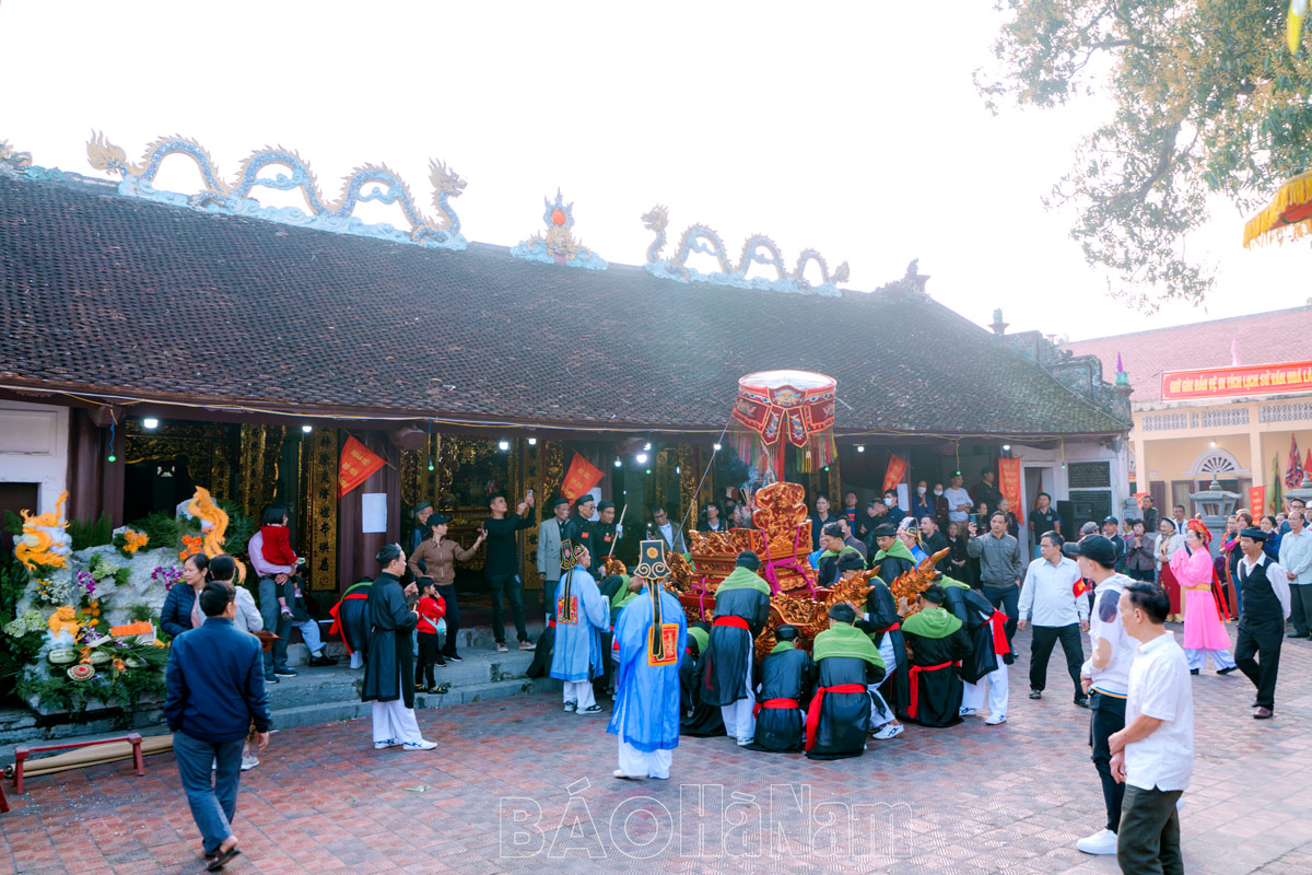 Tưng bừng lễ hội truyền thống đình Công đồng làng An Thái