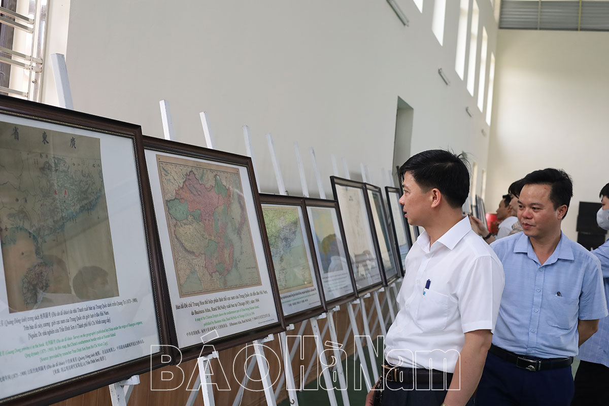 Khai mạc triển lãm Tư liệu và bản đồ Hoàng Sa Trường Sa của Việt Nam  Những bằng chứng lịch sử và pháp lý