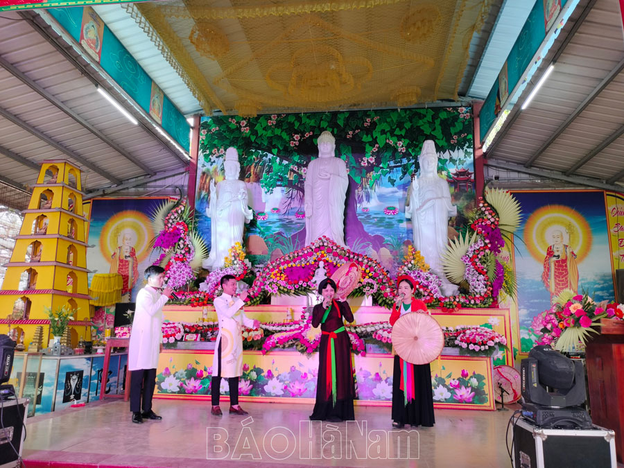 Lễ hội chùa Tiên