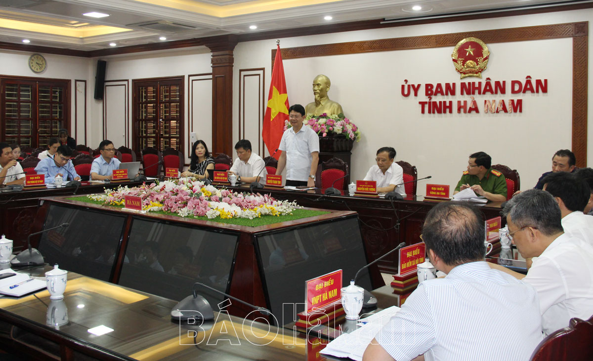 Tổ công tác triển khai Đề án 06 của Chính phủ làm việc với tỉnh Hà Nam