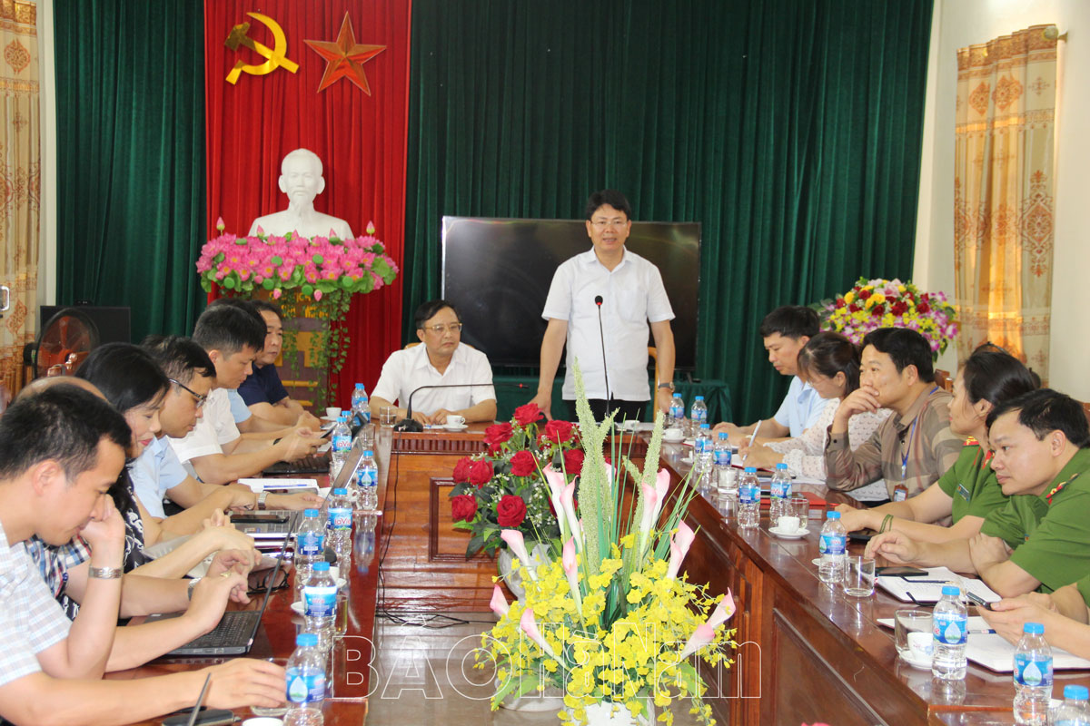 Tổ công tác triển khai Đề án 06 của Chính phủ làm việc với tỉnh Hà Nam