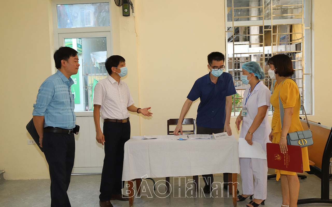 Hà Nam Đồng loạt tổ chức cho trẻ uống vitamin A tại 115 điểm nhân Ngày Vi chất dinh dưỡng 16