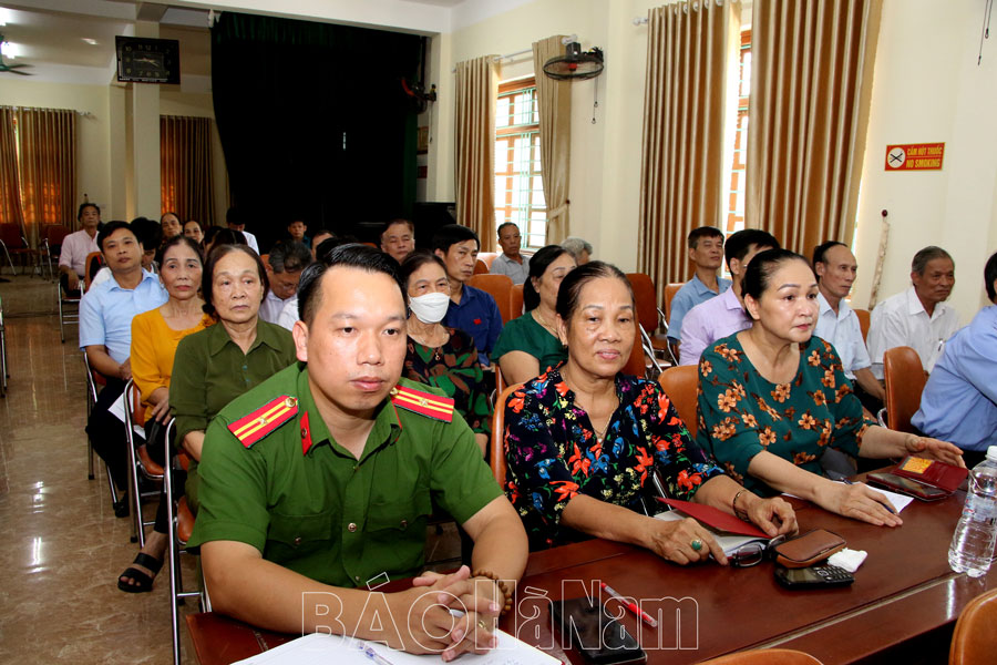 Đại biểu HĐND tỉnh tiếp tục chương trình tiếp xúc cử tri tại các địa phương Duy Tiên Kim Bảng và Thanh Liêm