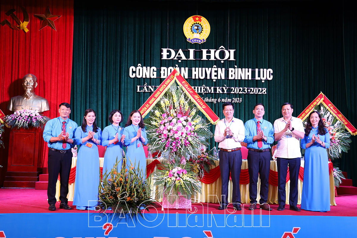 Đồng chí Trần Thị Thanh Thủy tái cử Chủ tịch LĐLĐ huyện Bình Lục lần thứ X nhiệm kỳ 20232028