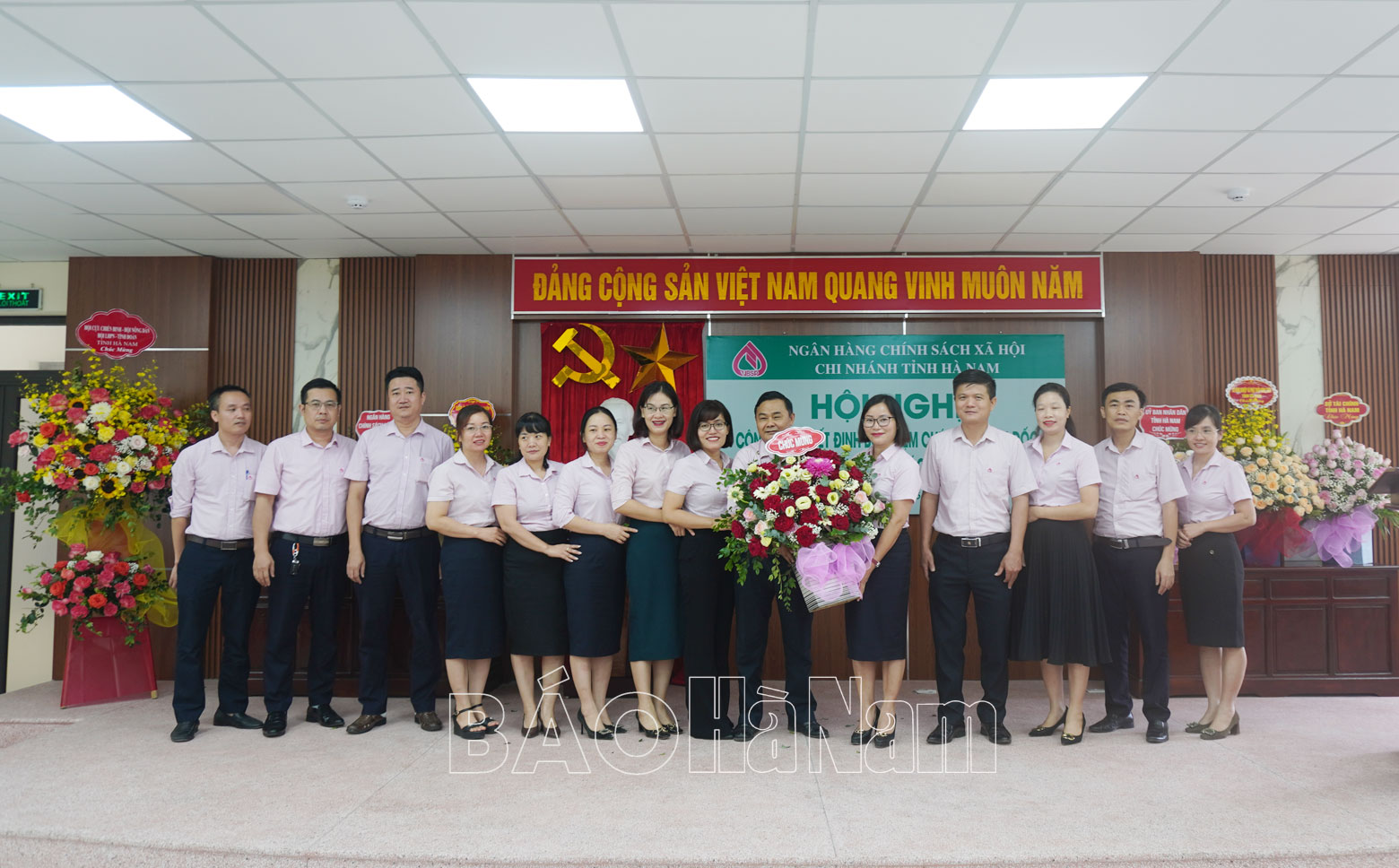 Công bố quyết định bổ nhiệm Giám đốc Chi nhánh NHCSXH tỉnh Hà Nam