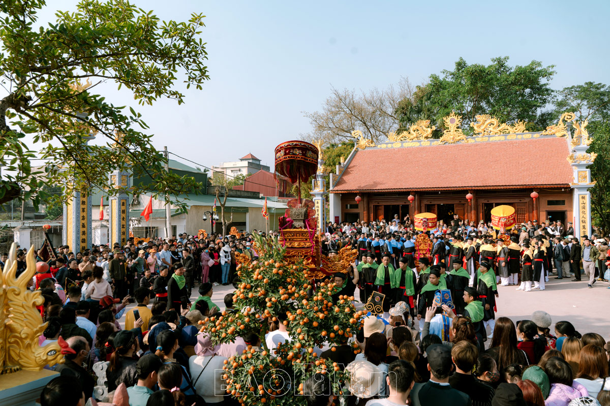 Bộ Văn hóa Thể thao và Du lịch ban hành Bộ tiêu chí về môi trường văn hóa trong lễ hội truyền thống