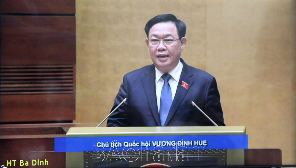 Ủy ban Thường vụ Quốc hội chất vấn Bộ trưởng Bộ Nông nghiệp và Phát triển nông thôn Lê Minh Hoan