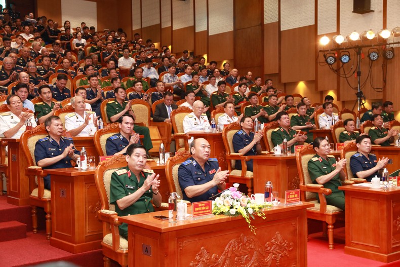 Kỷ niệm 25 năm Ngày truyền thống lực lượng Cảnh sát biển Việt Nam