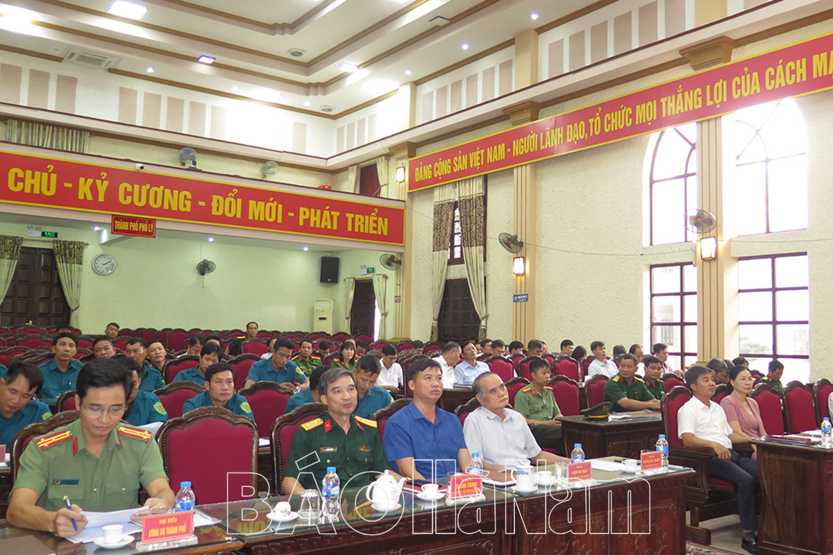UBND thành phố Phủ Lý tổ chức rút kinh nghiệm diễn tập chiến đấu phường xã trong KVPT năm 2023