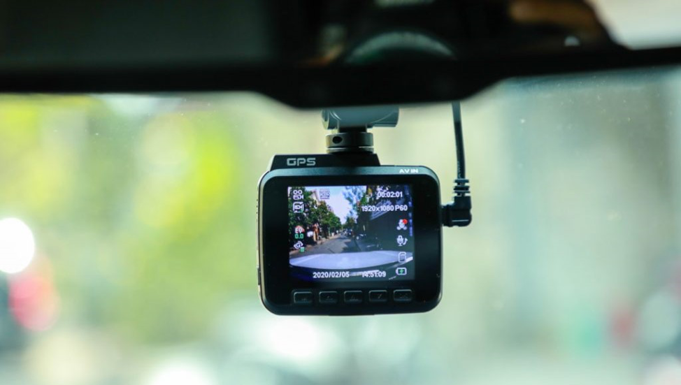 Đề xuất ôtô cá nhân bắt buộc lắp camera giám sát tài xế
