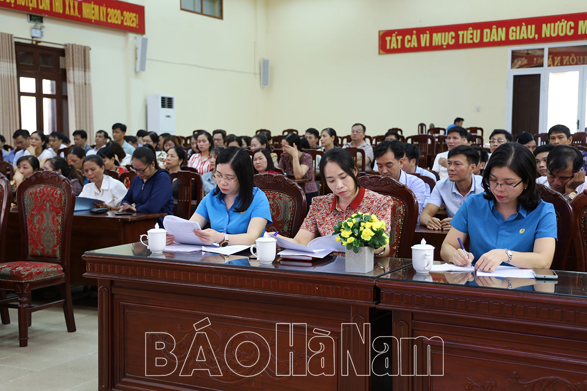 LĐLĐ huyện Thanh Liêm sơ kết phong trào công nhân viên chức lao động và hoạt động công đoàn 9 tháng năm 2023