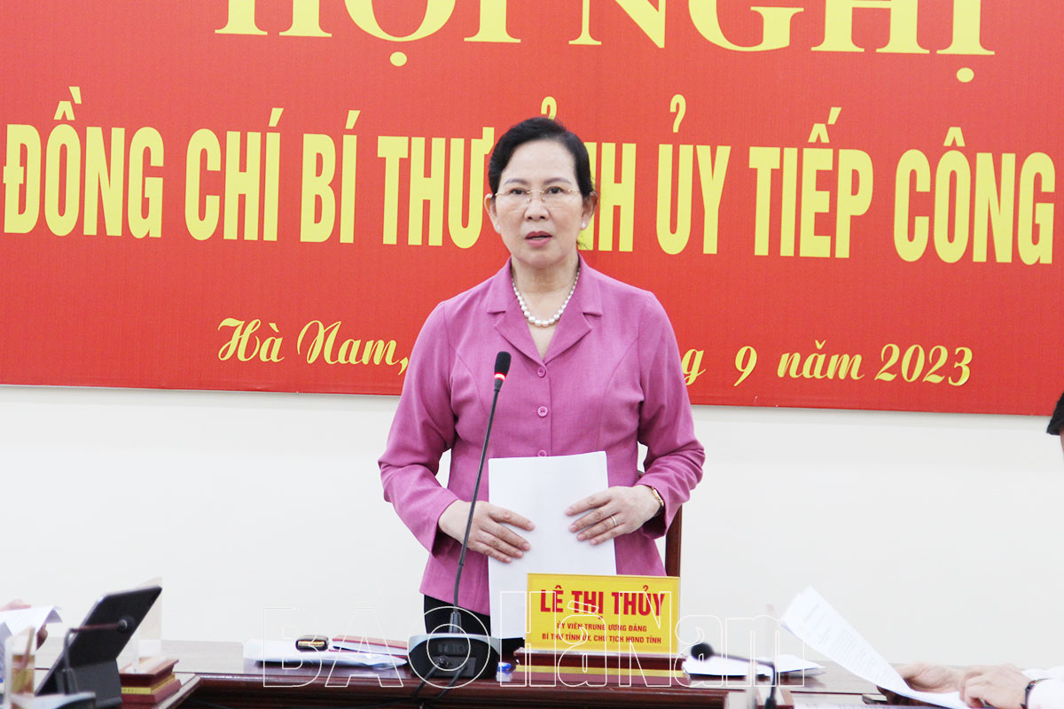Đồng chí Bí thư Tỉnh ủy Lê Thị Thủy tiếp công dân định kỳ tháng 9