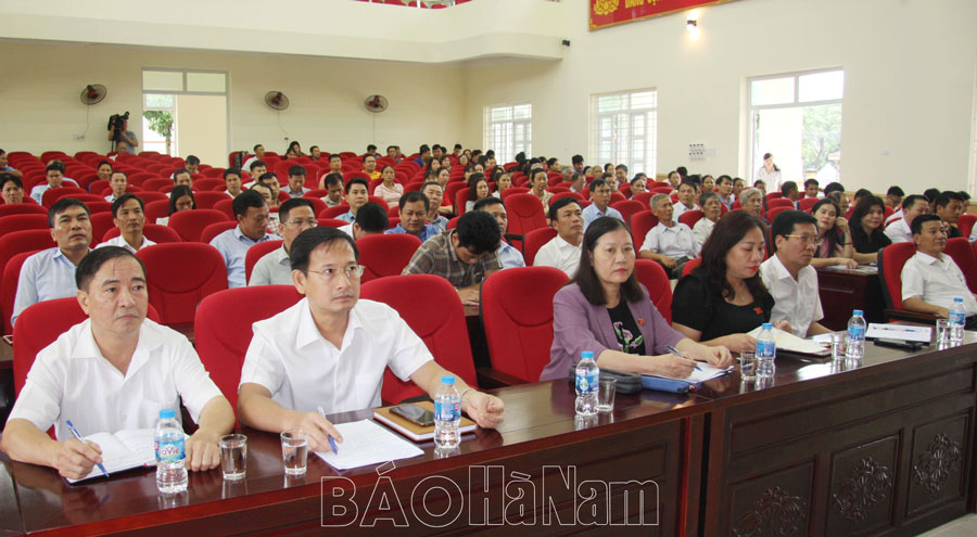 Đoàn ĐBQH tỉnh tiếp xúc cử tri các huyện Bình Lục Kim Bảng và Thanh Liêm