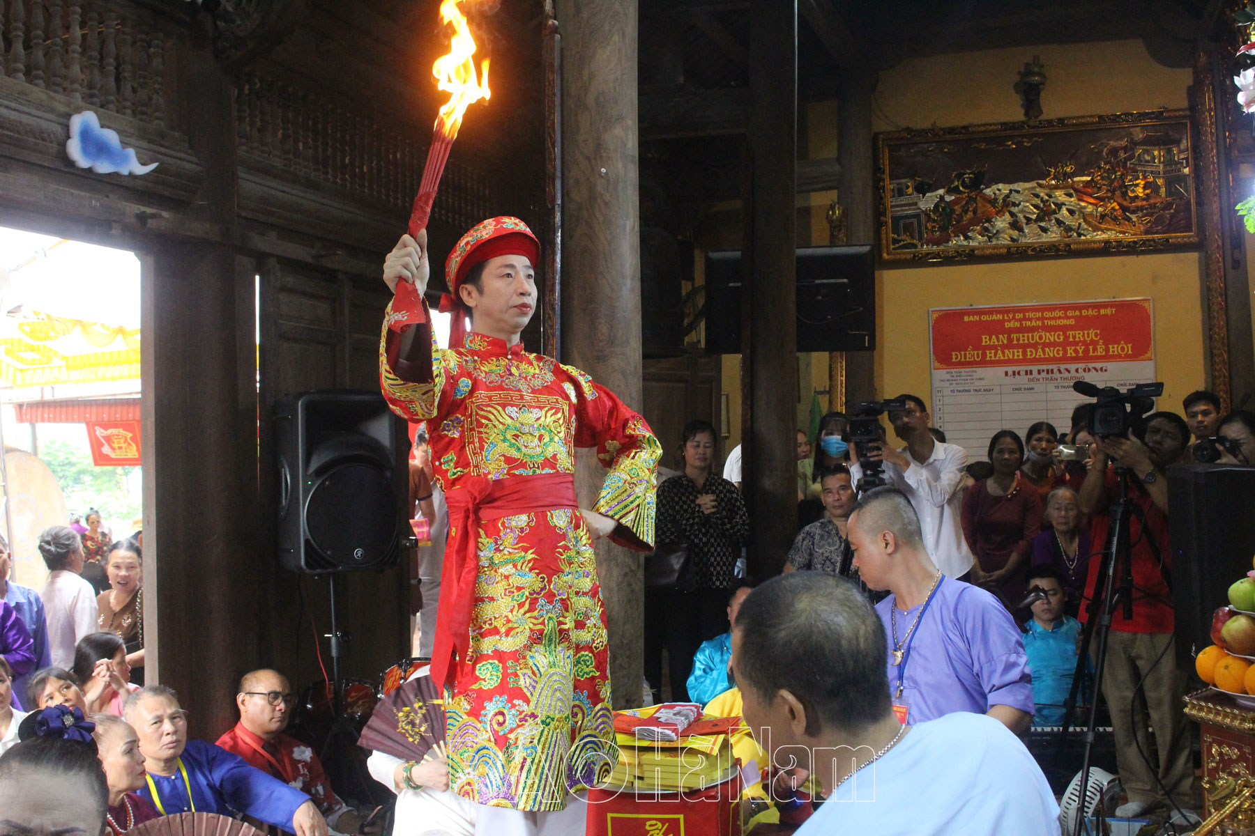 Khai mạc chương trình Thực hành nghi lễ hầu Thánh đền Trần Thương năm 2023